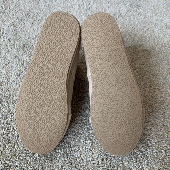 SweetHoney nwot Beige Lace-Up Ankle Boots - Picture 4 of 7